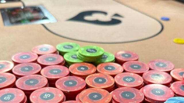 The Lodge Card Club en peligro: Investigación por supuesto lavado de dinero