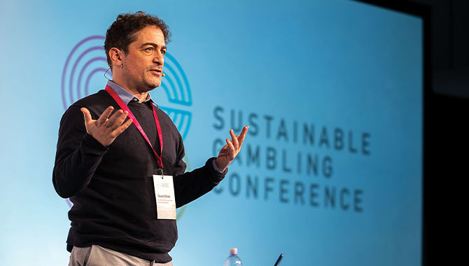 Daniel Maté