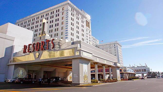 New Jersey’s first casino launches daily fantasy sports