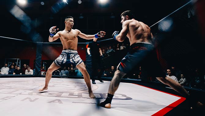 Dazn Bet pens deal with the Professional Fighters League