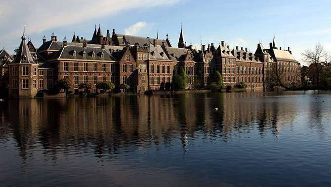 Netherlands to review Remote Gambling Bill this year
