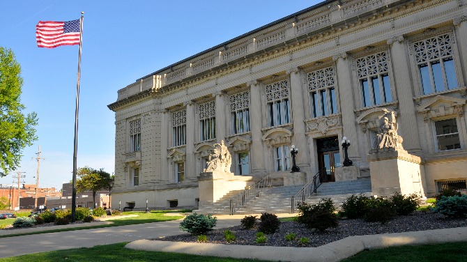 Illinois becomes second US state to file lawsuits against Stake