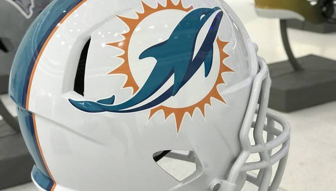 Miami Dolphins urge fans to vote against gaming legislation amendment