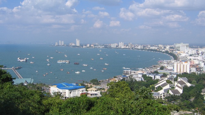 Pattaya raid uncovers illegal foreign-run gambling and scam operations