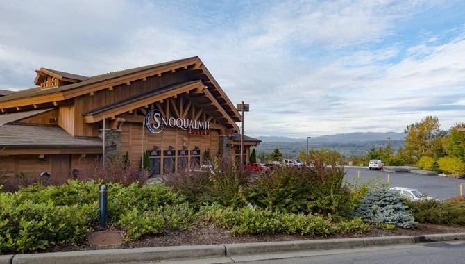 Washington’s Snoqualmie tribe becomes first in state to offer sports betting