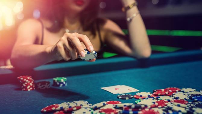 More women playing poker, new research suggests