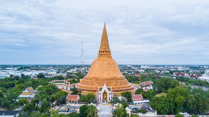 Thai abbot accused of $8.2m temple embezzlement for gambling