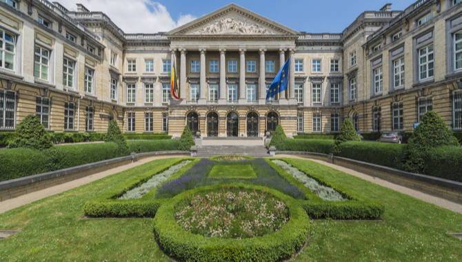 Belgium reviews tighter restrictions to its gambling infrastructure