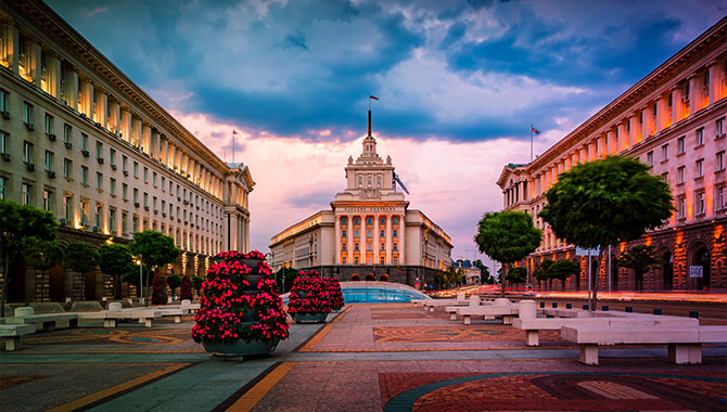 Reevo now live in Bulgaria with Inbet