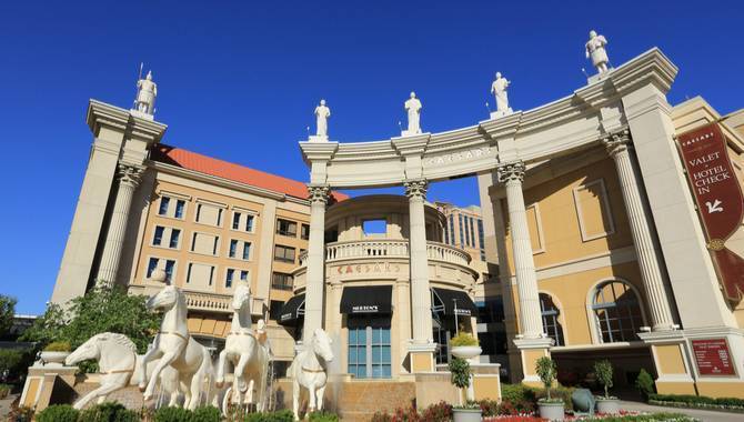 Caesars launches mobile sports betting in New Jersey