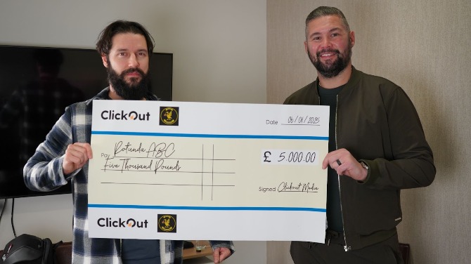 Tony Bellew’s boxing club receives donation from ClickOut Media