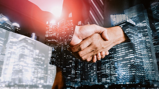 Slotsjudge and Popiplay forge partnership