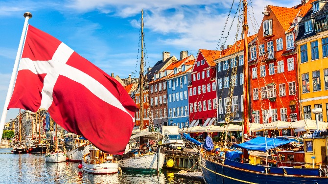 NetBet Casino signs Stakelogic partnership in Denmark