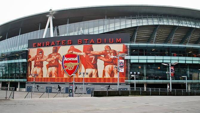 Betfair and Arsenal renew partnership