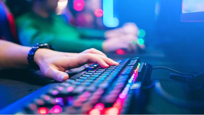 China displaces US as top esports earner, with $37m in prize money for 2021