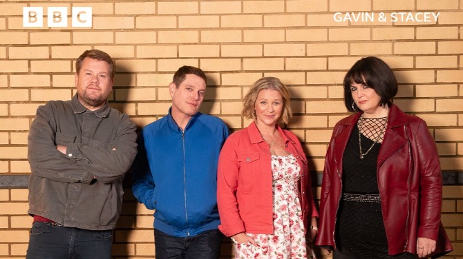 Mecca Bingo offering free Christmas bingo to Gavins and Staceys!