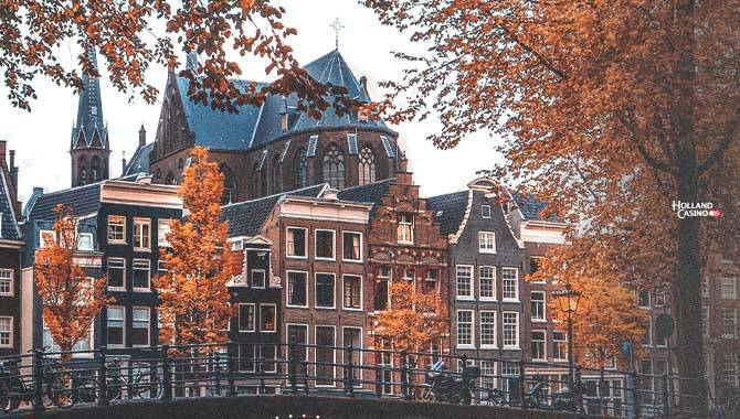 Holland Casino generates €353.4m for H1 2022, repays tax debt
