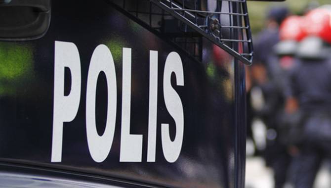 Five arrested for illegal gambling in Kuala Lumpur