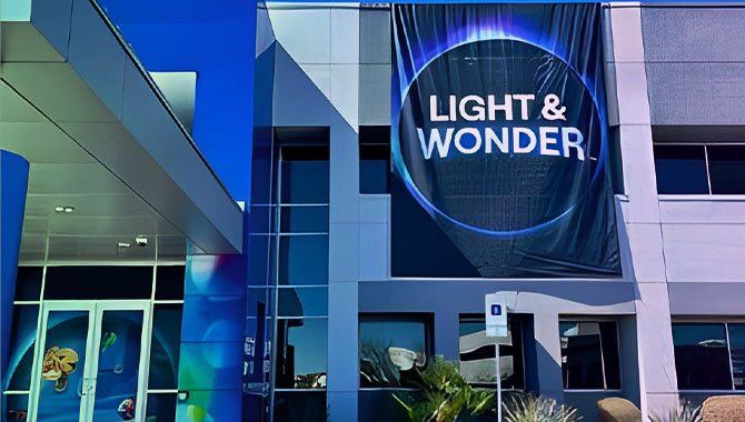 Light & Wonder expands multi-year licensing with Warner Bros