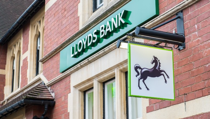 Lloyds Bank trials personalised monthly gambling spend limits