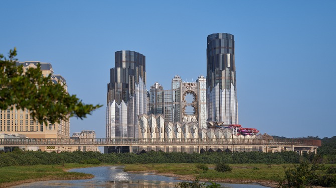 Melco to close Grand Dragon Casino and three Mocha venues by year-end
