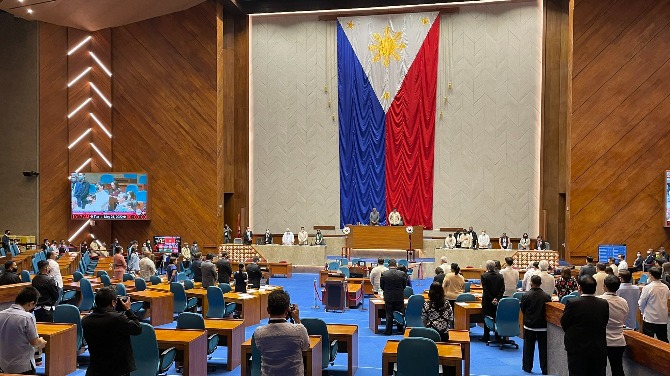 Philippine Senate to lead inquiry into online gaming impact 