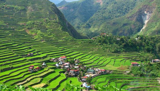 Philippines: A cocktail of potential and uncertainty