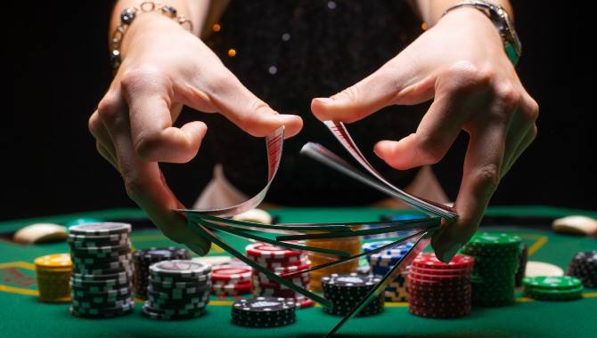 Eric Hollreiser acquires Poker news site and launches Triple Barrel Media