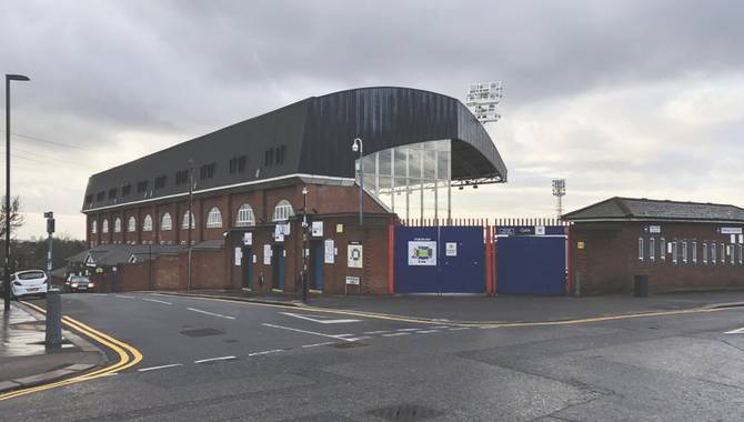 Stadium walks take place in call to end football betting ads
