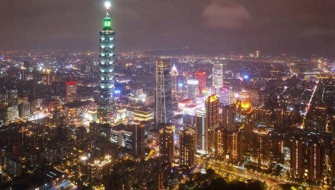 13 people indicted in Taiwan over illegal gambling