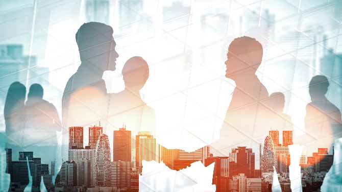 QCI and Delaware North sign QCI Host agreement