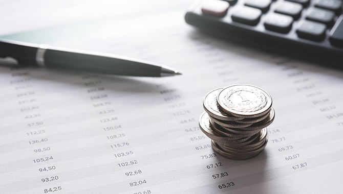 Study reveals casino CFOs received around $4m pay annually in 2021