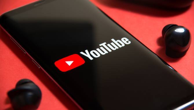 YouTube bans masthead ads for gambling