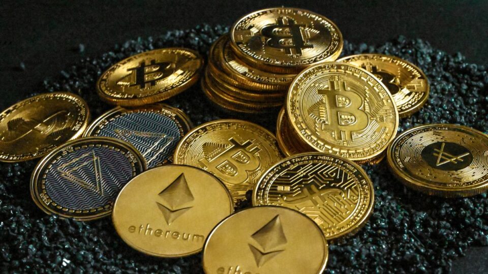 DraftKings Sportsbook Tests Crypto-to-Cash Funding in Four States