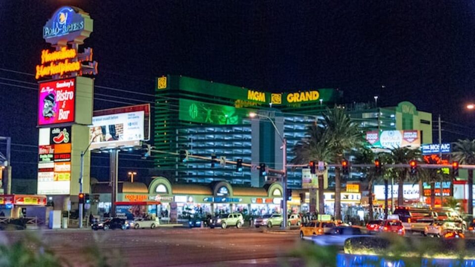 MGM Resorts International Q4: BetMGM Cash Flow and Macau Growth Offset a Still-Soft Las Vegas
