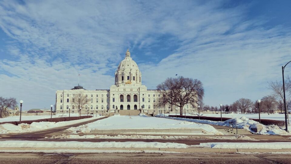 US Gambling Bills That Mattered This Week: Virginia iGaming Fight Heads to Conference as Mississippi Bills Die Again